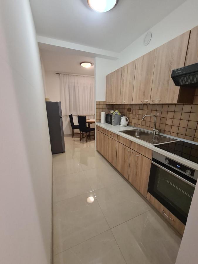 Apartman Yellow - Self Check In Осиек Екстериор снимка