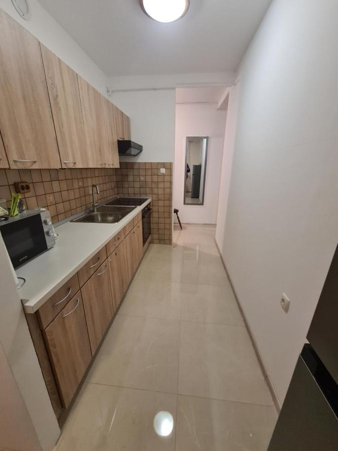 Apartman Yellow - Self Check In Осиек Екстериор снимка