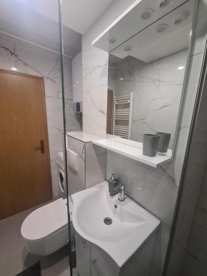 Apartman Yellow - Self Check In Осиек Екстериор снимка